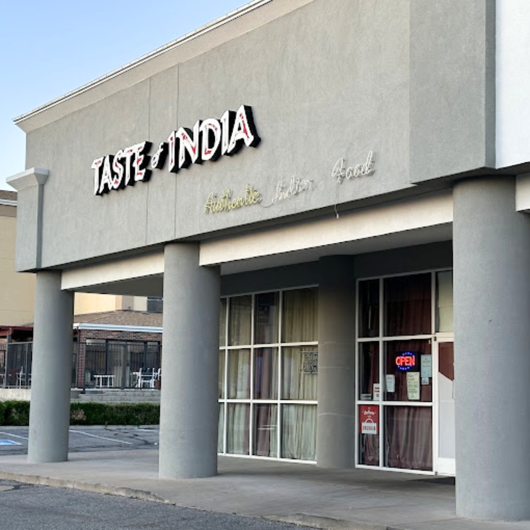 Outside Taste of India an Indian Restaurant in Layton near Salt Lake City Utah